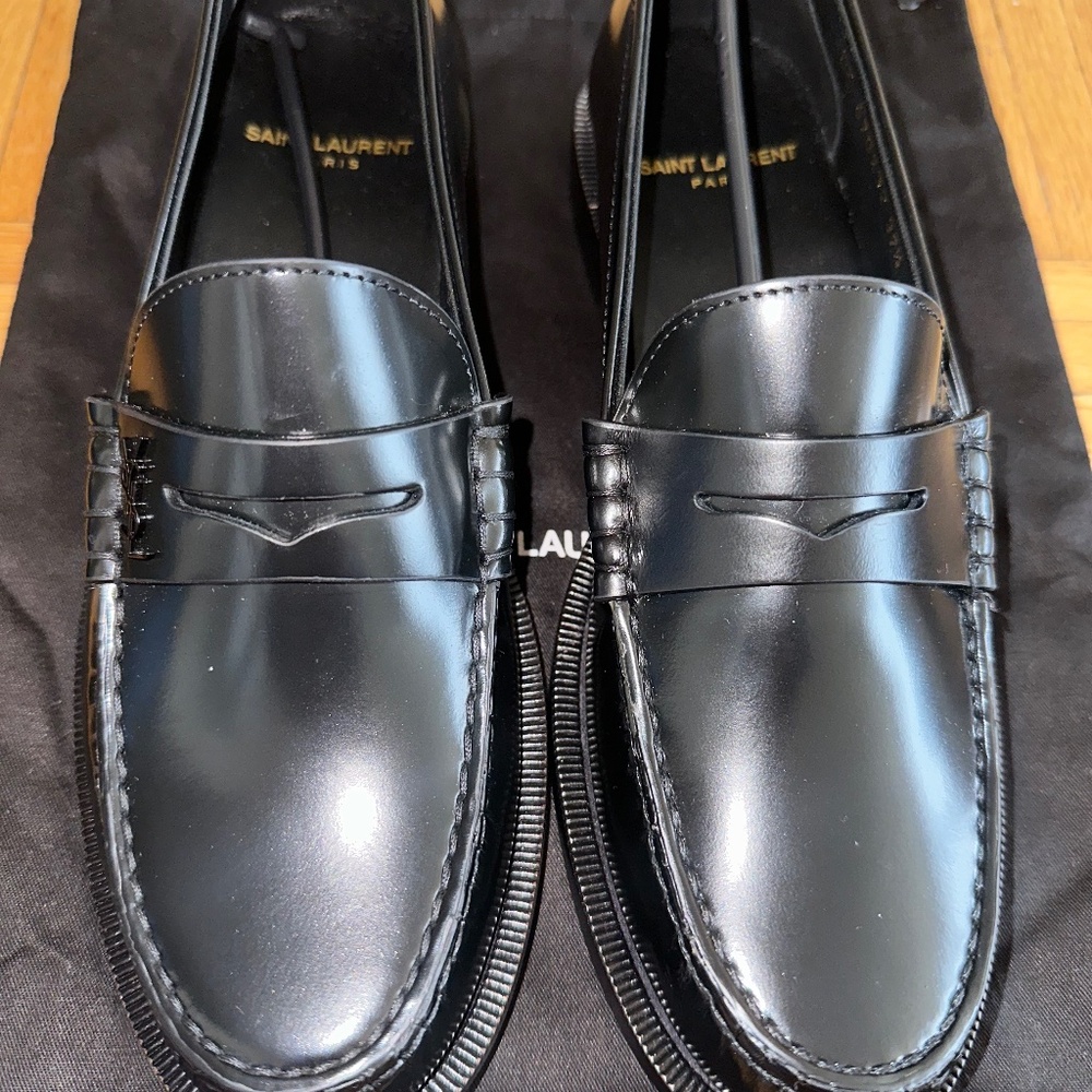 Saint Laurent Womens Le Loafer Penny Slippers